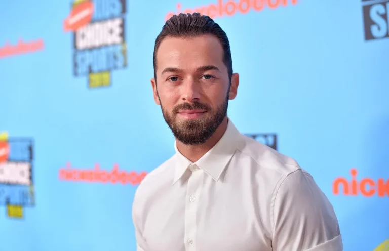 Dancing With the Stars Pro Artem Chigvintsev Arrested for Domestic Violence 1