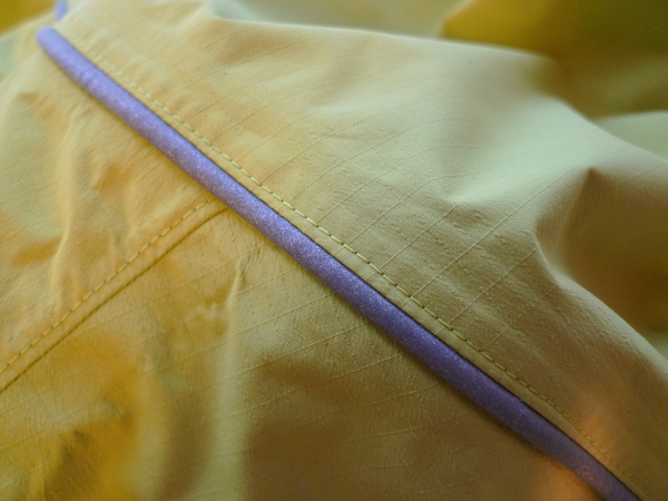 top stitching close