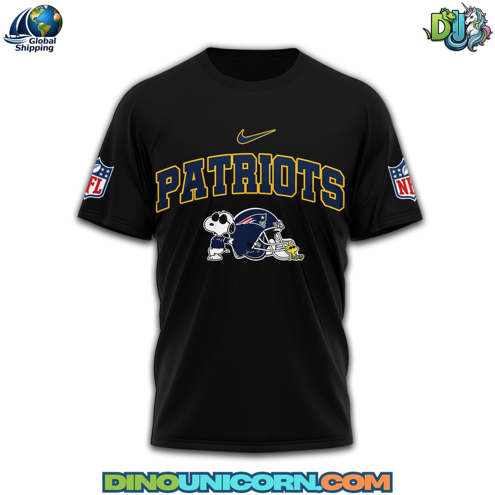 New England Patriots Snoopy Witch T-shirt New England Patriots Snoopy Witch T-shirt